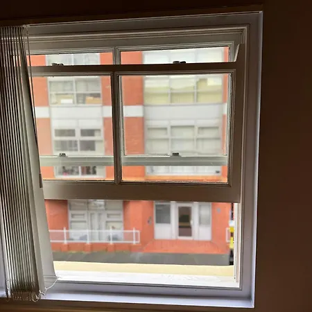 Apartman Chic Jewellery Quarter With Free Wifi, Parking And Keyless Access, 4 Beds Birmingham
